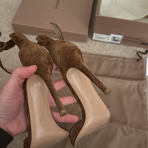 Gianvito Rossi Heel- tan suede sandal with box and dust bag size 37 retail $895 - Picture 7 of 17